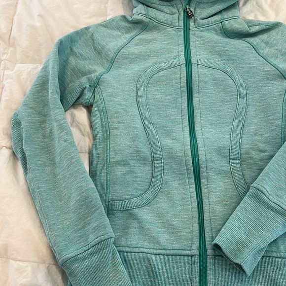 Lululemon 🍋 Size 4 - Picture 3 of 5